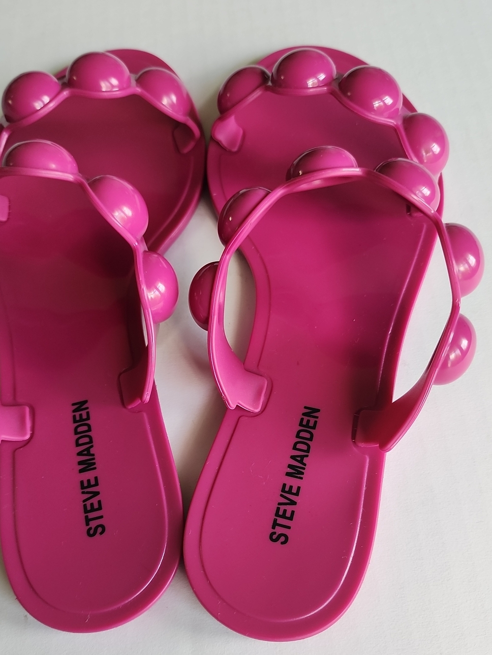 Steve Madden Zaza Hot Pink Bubble-Bead Jelly Slide Sandals, Size 9 - Picture 2 of 6